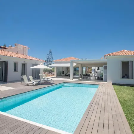 Leda Villa Protarász